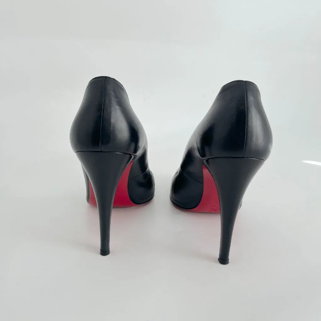 Christian Louboutin black leather almond pumps, 40