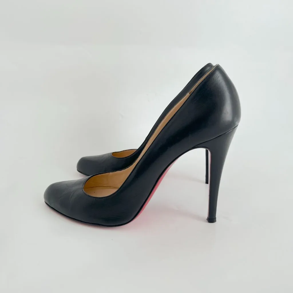 Christian Louboutin black leather almond pumps, 40