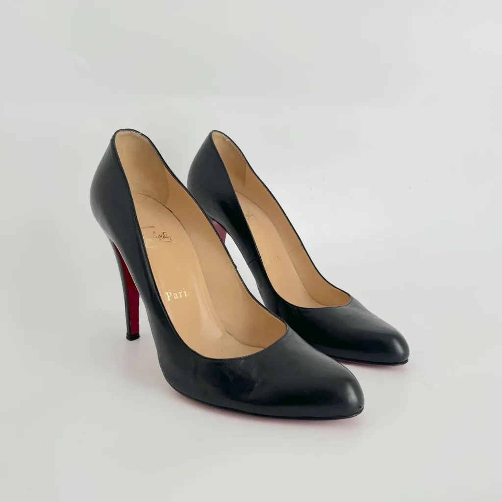 Christian Louboutin black leather almond pumps, 40