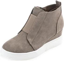 Journee Collection Womens Clara Platform Casual and Fashion Sneakers